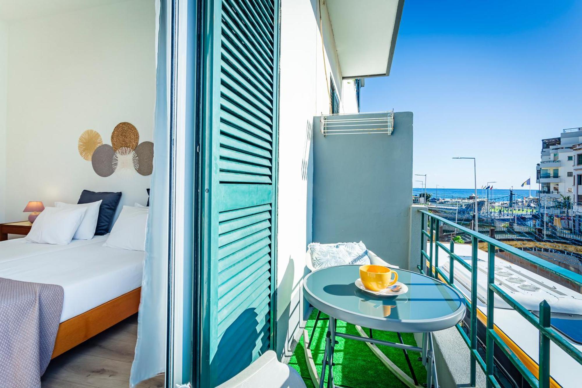 Casa Da Ribeira Apartment ฟุงชาล ภายนอก รูปภาพ