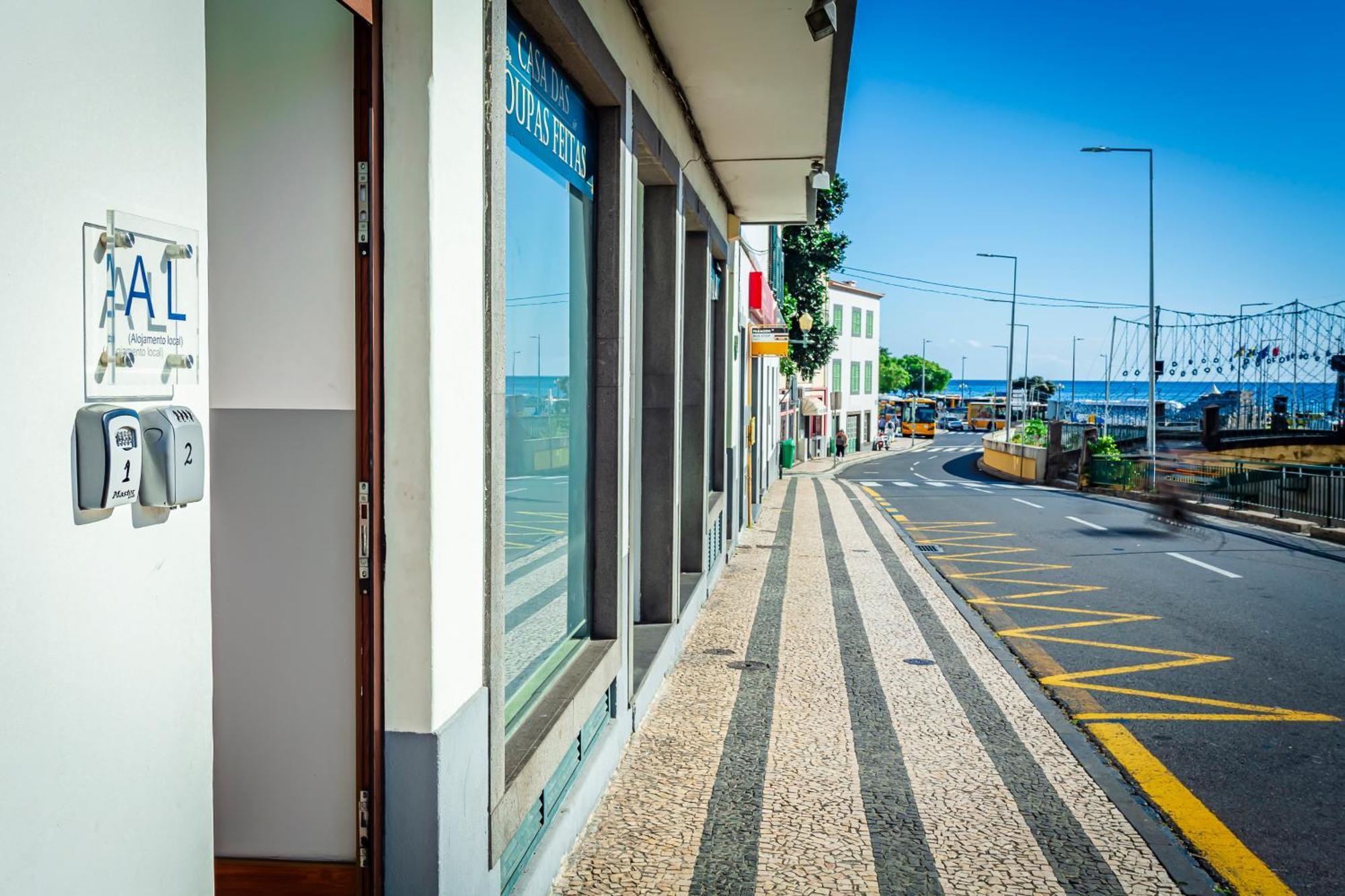 Casa Da Ribeira Apartment ฟุงชาล ภายนอก รูปภาพ