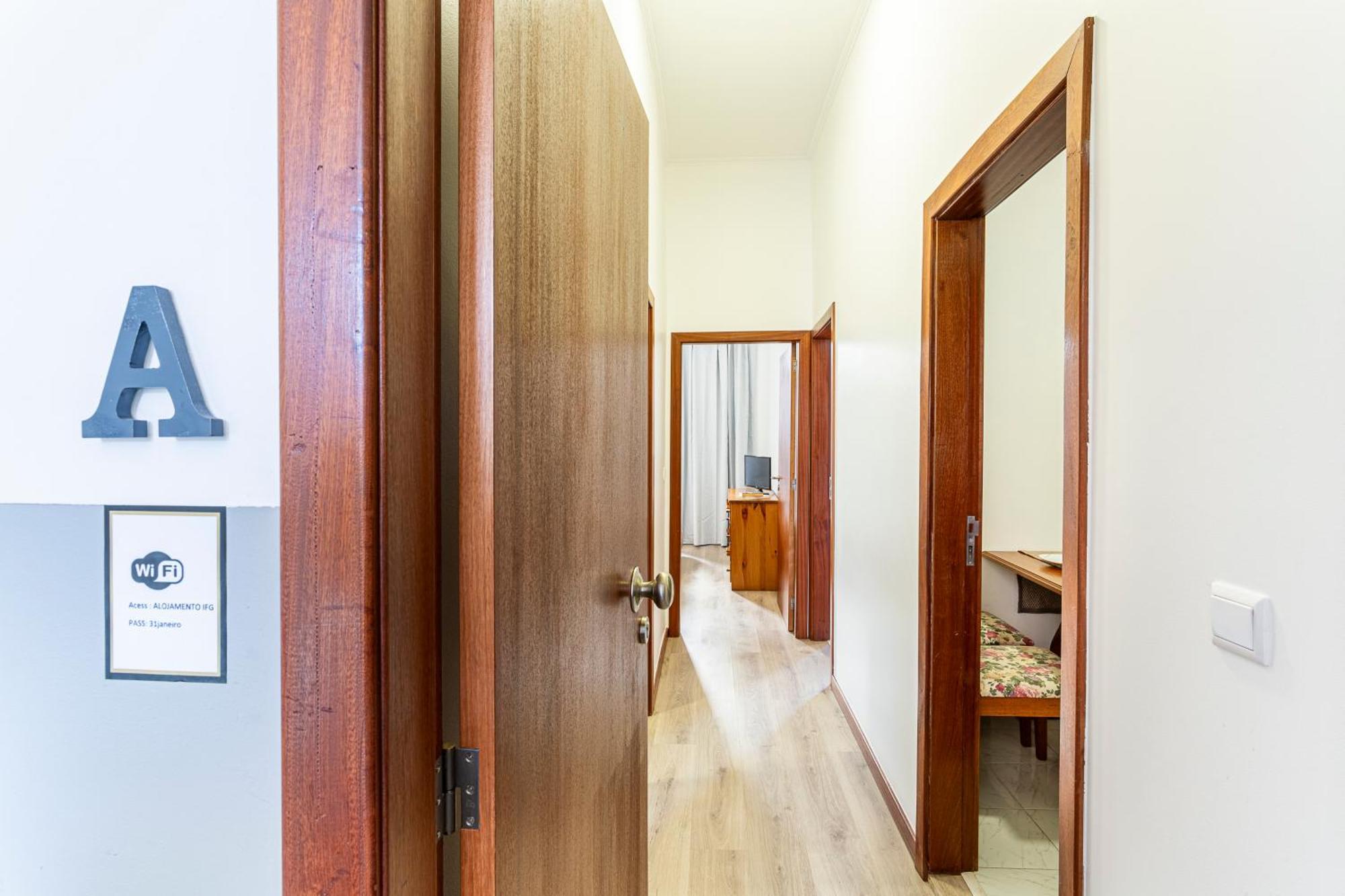 Casa Da Ribeira Apartment ฟุงชาล ภายนอก รูปภาพ