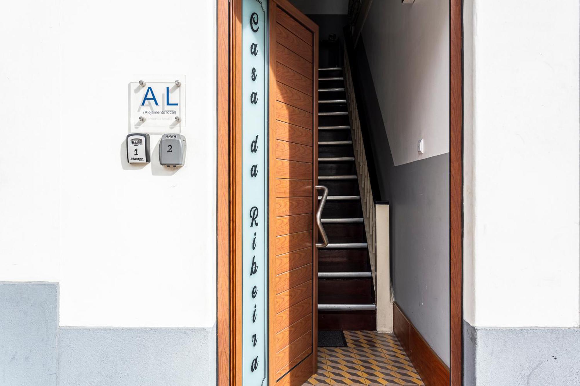 Casa Da Ribeira Apartment ฟุงชาล ภายนอก รูปภาพ