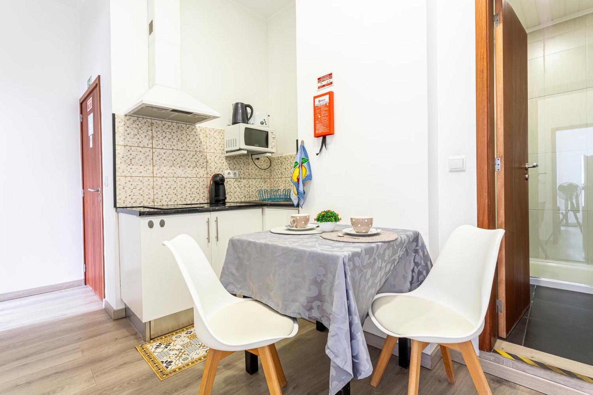 Casa Da Ribeira Apartment ฟุงชาล ภายนอก รูปภาพ